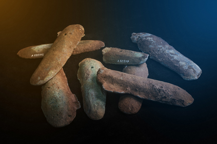 Soubory šesti a osmi podlouhlých surovinových slitků